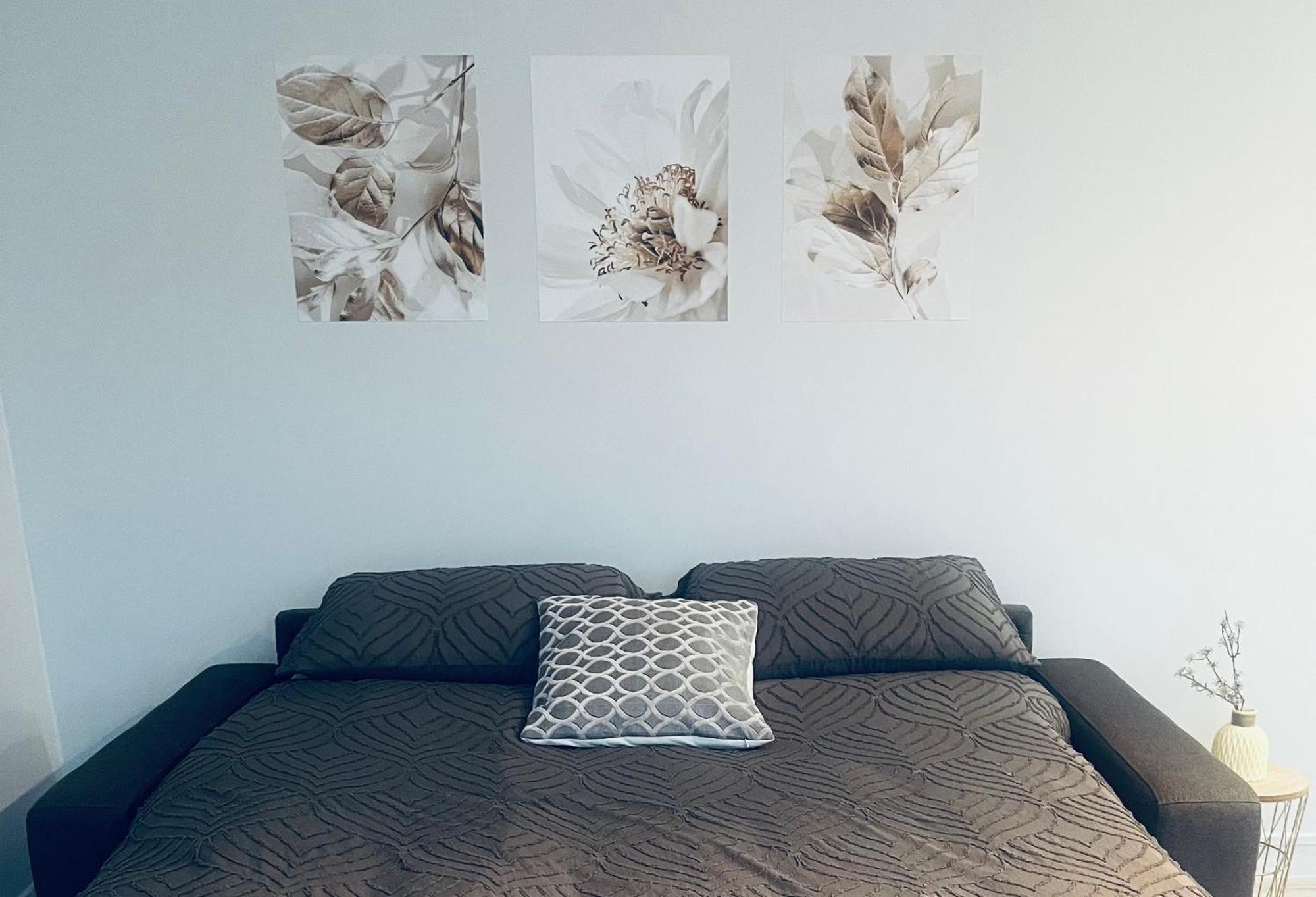 Le Serenityappart Suresnes Bagian luar foto